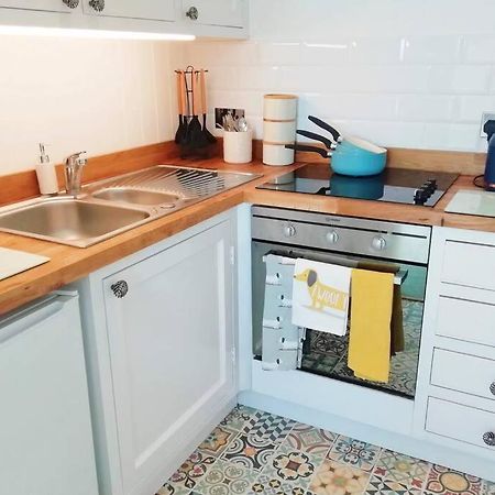 Cosy, Elegant Apartment In Heart Of Ludlow Town エクステリア 写真